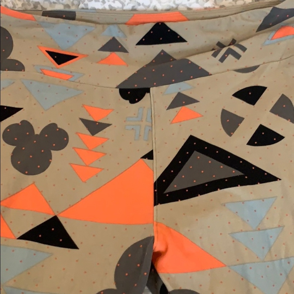 Mickey and Minnie mouse leggings